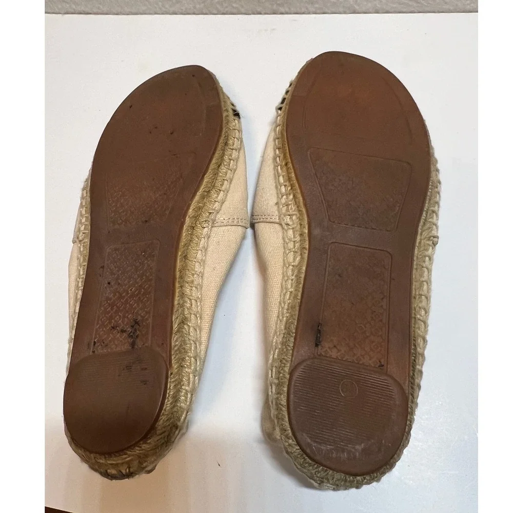 Tory Burch Espadrille Flats Black Toe Cap Beige Canvas Slip On Shoes‎ Size 8.5